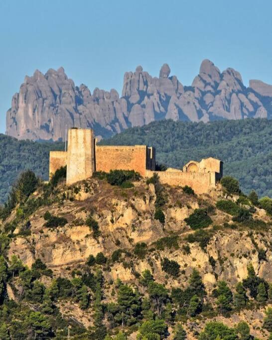 Casa De Invitados La Torre de Claramunt Kültér fotó